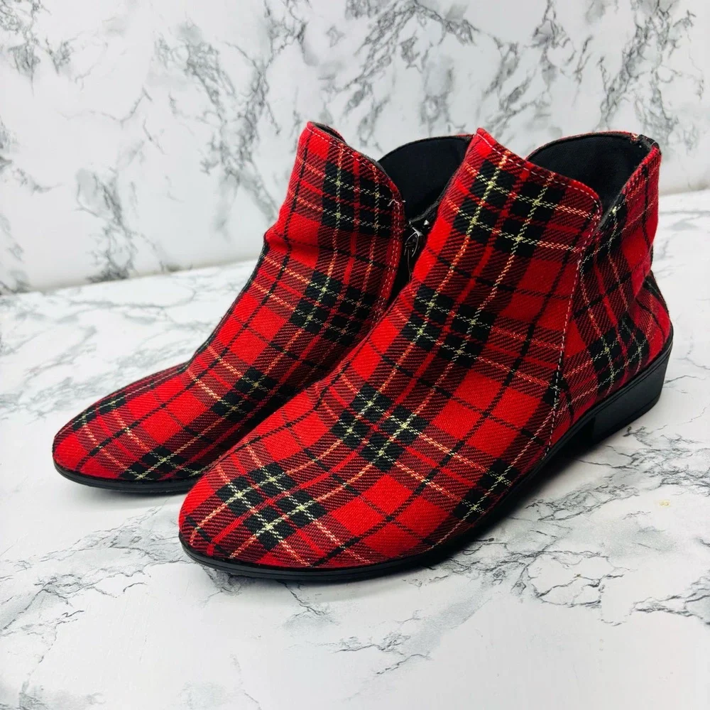 Red Plaid Tartan Lightweight Ankle Boots Side Zipper Size 6.5 / 37